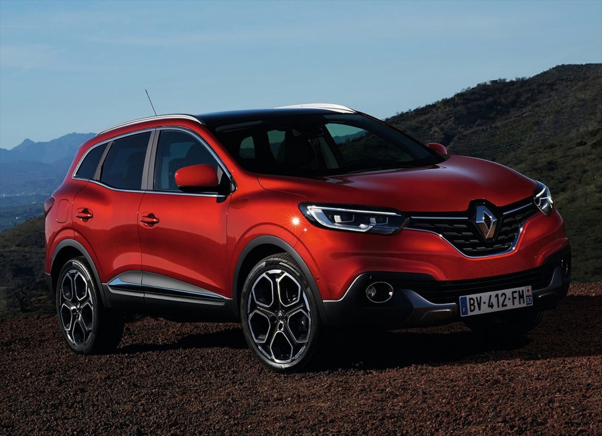 Renault Kadjar: Πρώτες επίσημες φωτογραφίες