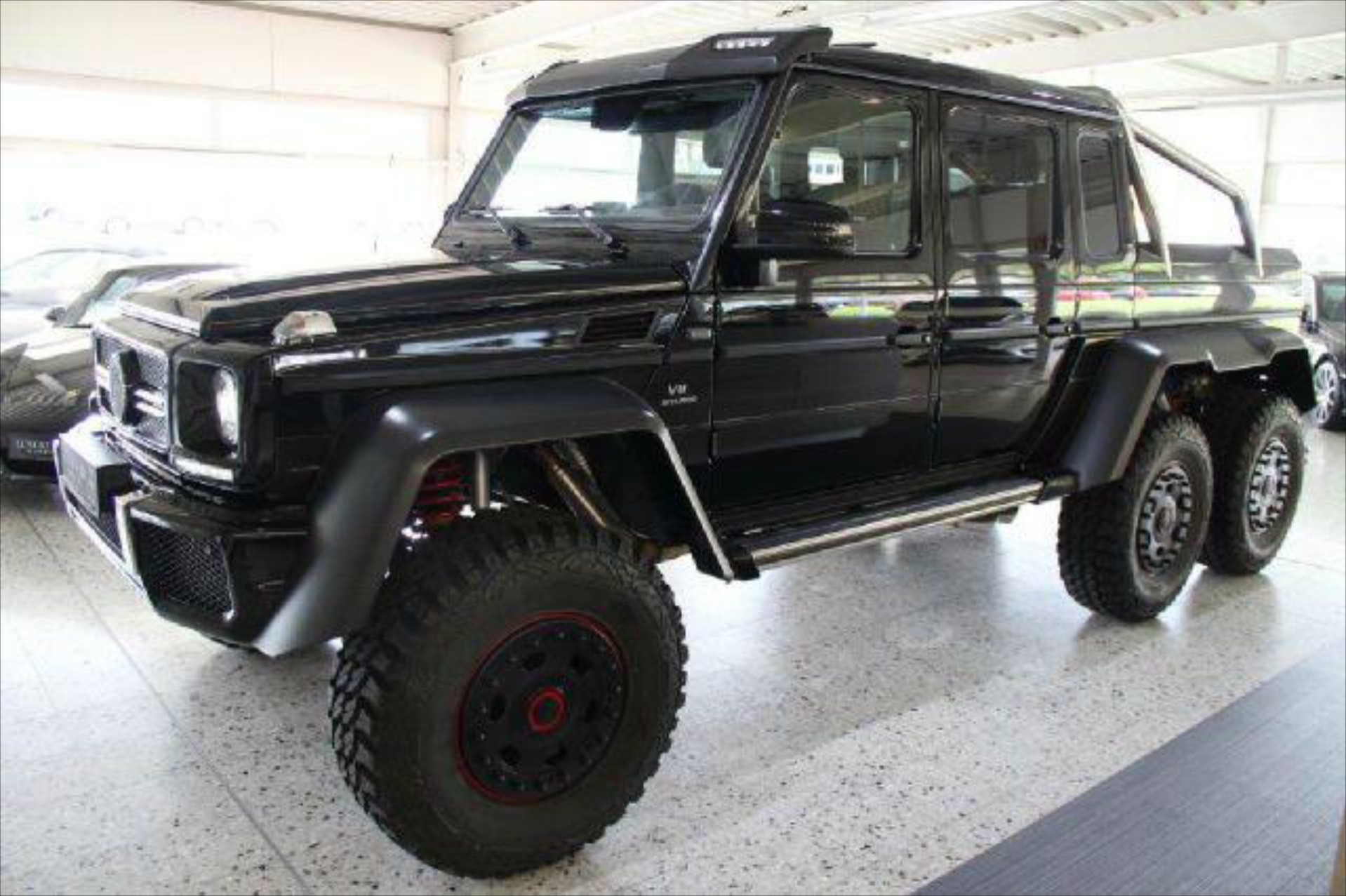 Σχεδόν  1 εκ. ευρώ έπιασε η G63 AMG 6x6

