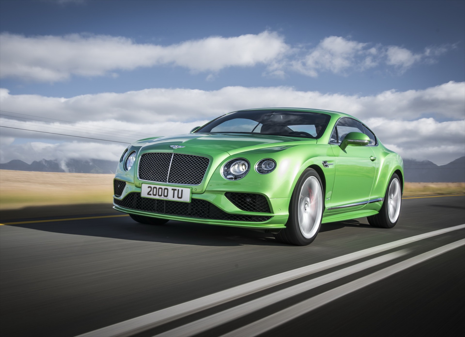 Ανανεωμένες Benltey στη Γενεύη