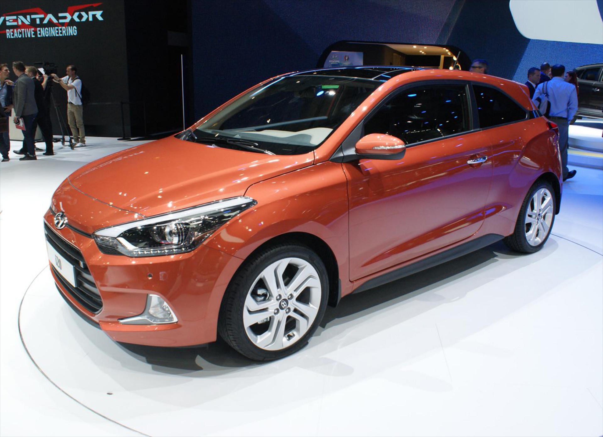 To 3θυρο Hyundai i20 στη Γενεύη