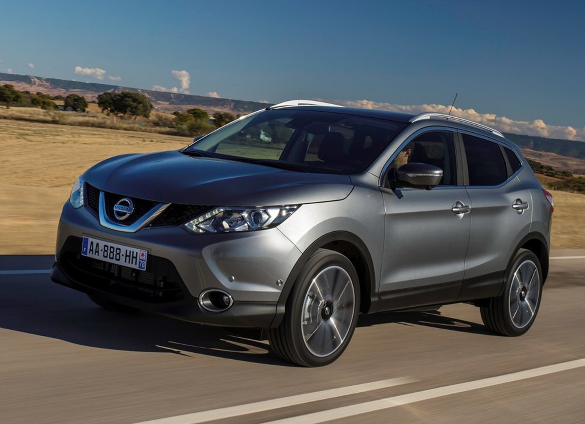 To νέο Nissan Qashqai με 163 PS από 22.610 ευρώ