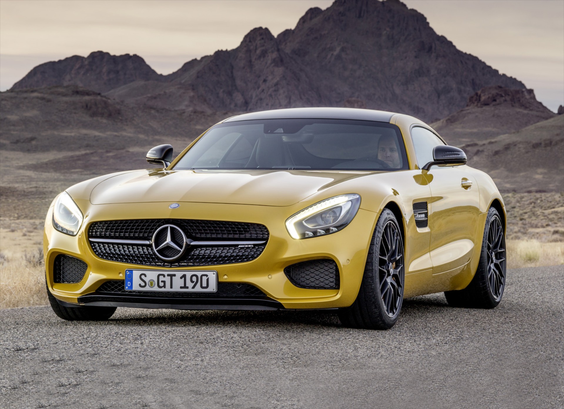 Mercedes-AMG GT & Smart Fortwo ξεχώρισαν στα «Red Dot»