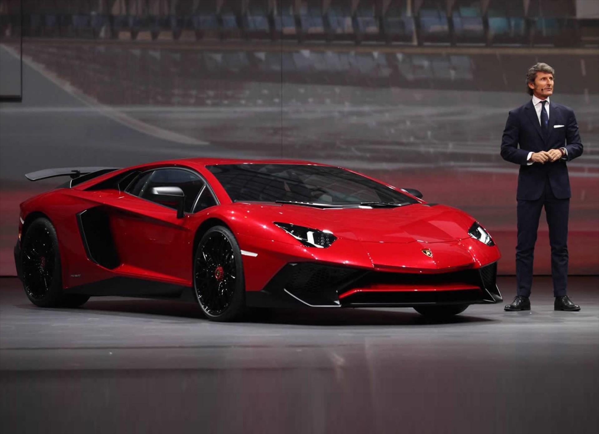 Lamborghini Aventador LP 750-4 SuperVeloce με πόσο;