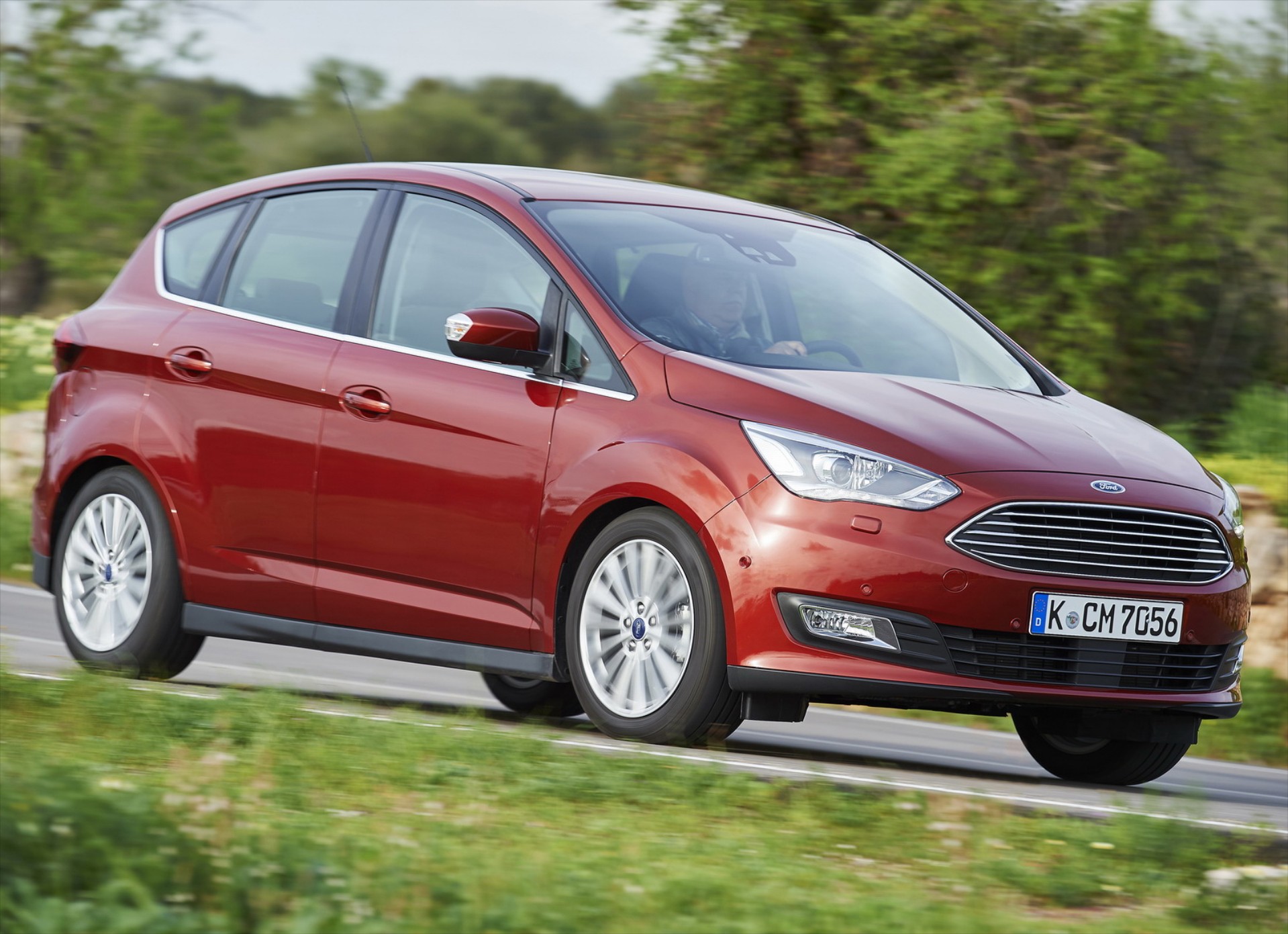 ΟΔΗΓΟΥΜΕ τα νέα Ford C-MAX & Grand C-MAX 2015