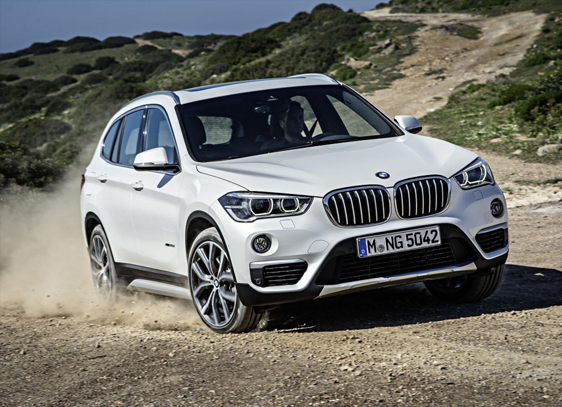 Bmw x1 f48 рестайлинг