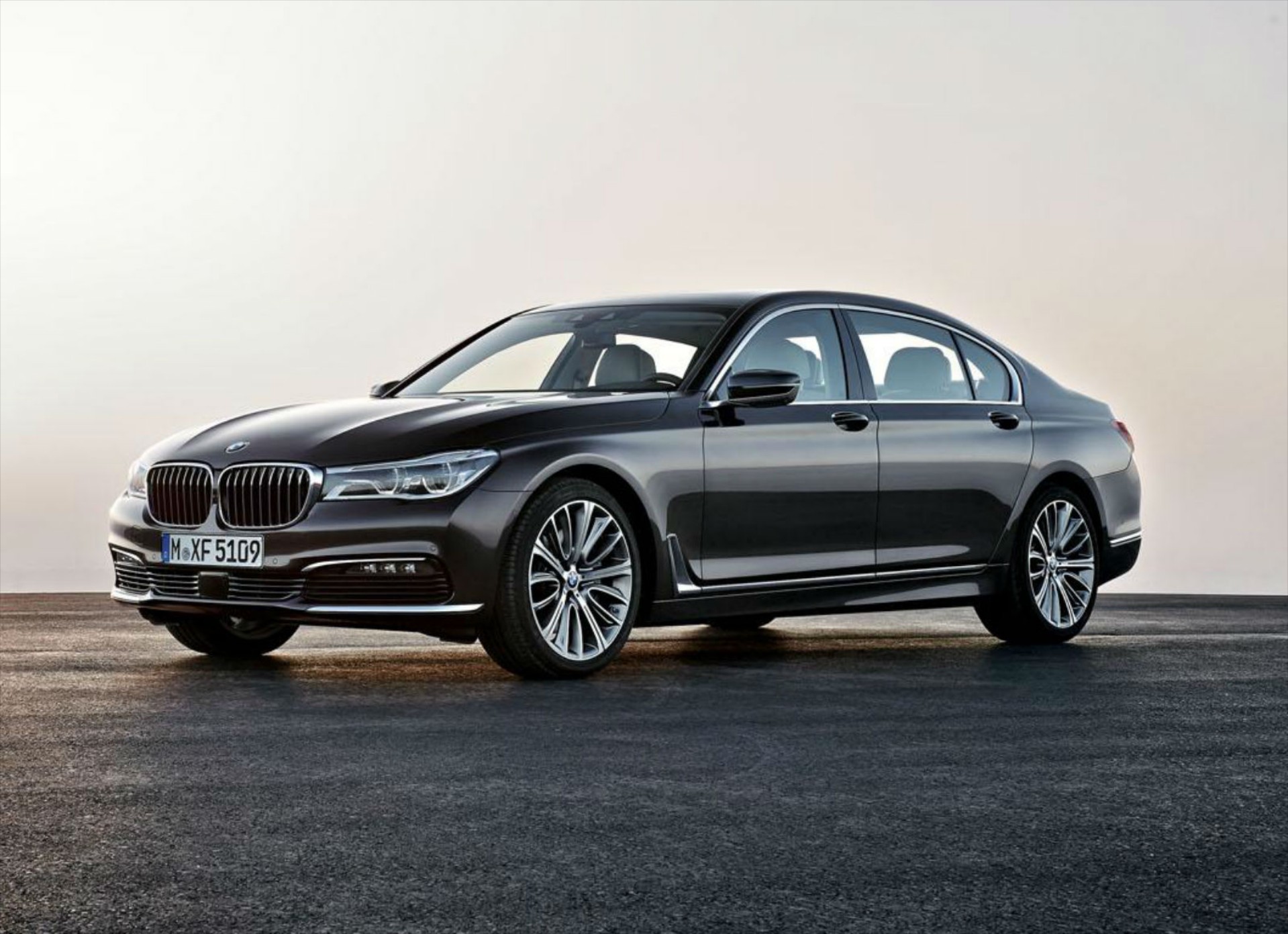 <br />
<b>Notice</b>: Undefined property: stdClass::$title in <b>/home/www3gocar/public_html/templates/t2024/ice_c/9a1326b63621589c2d0ae49576f7df8a09573c42_0.file.box.featured.tpl.php</b> on line <b>89</b><br />