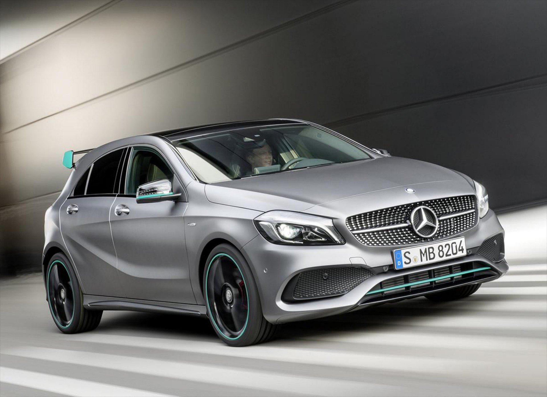 Η ανανεωμένη Mercedes-Benz A-Class (VIDEO)