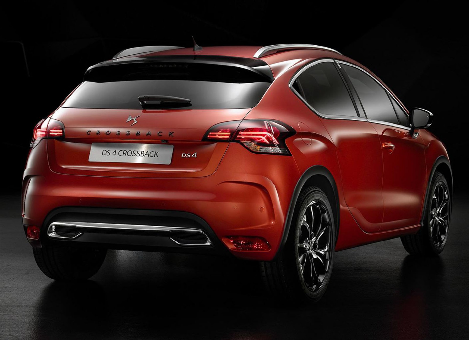 Ανανεωμένο Citroen DS4 & DS4 Crossback
