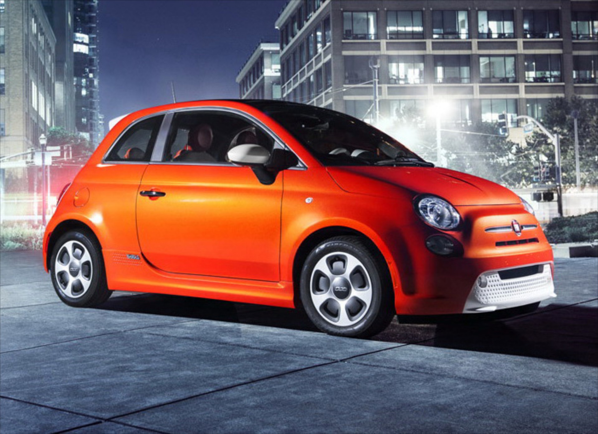 Ηλεκτρικό 500ράκι στο Los Angeles-UPDATE