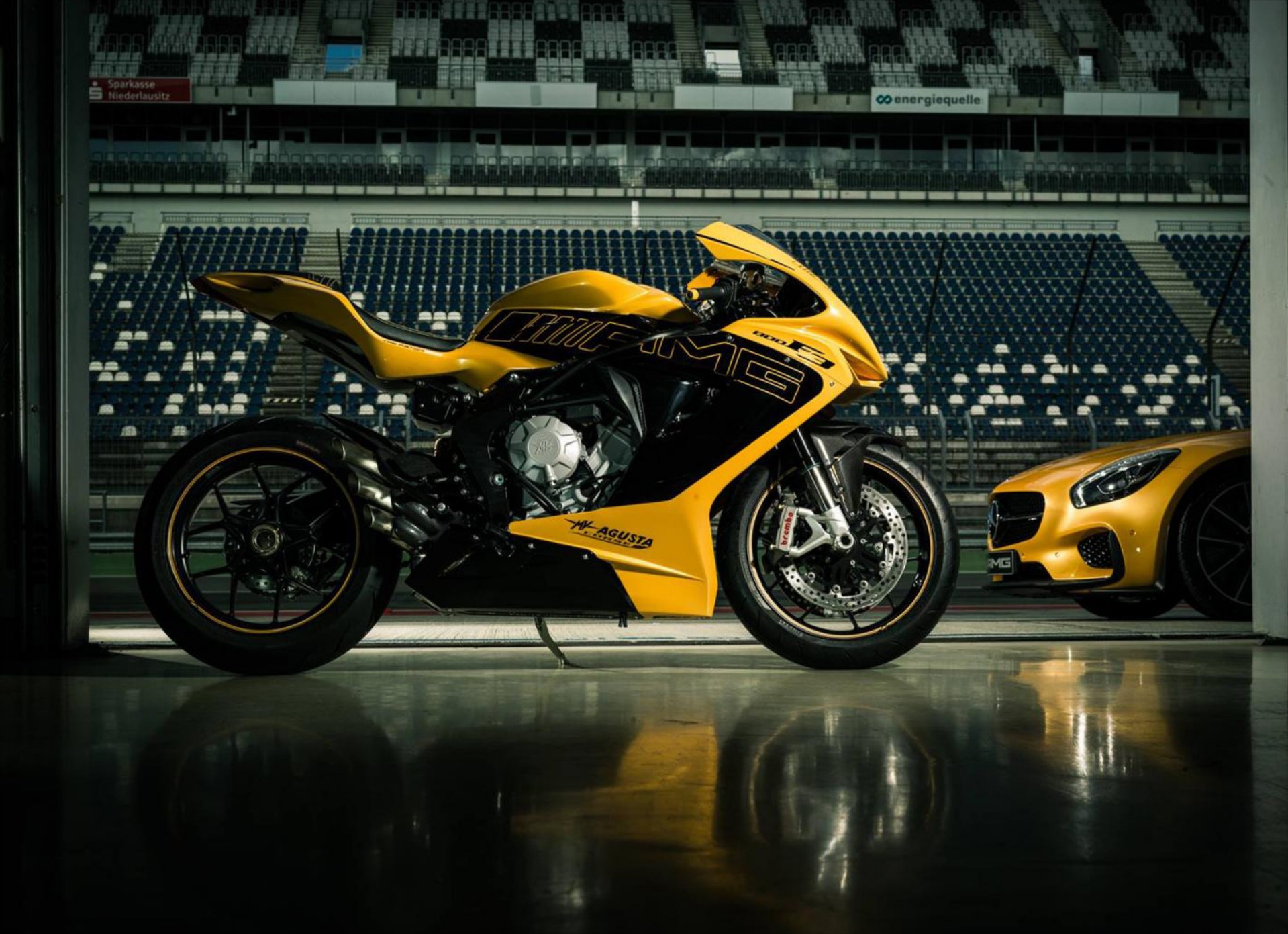 Η μοναδική F3 800