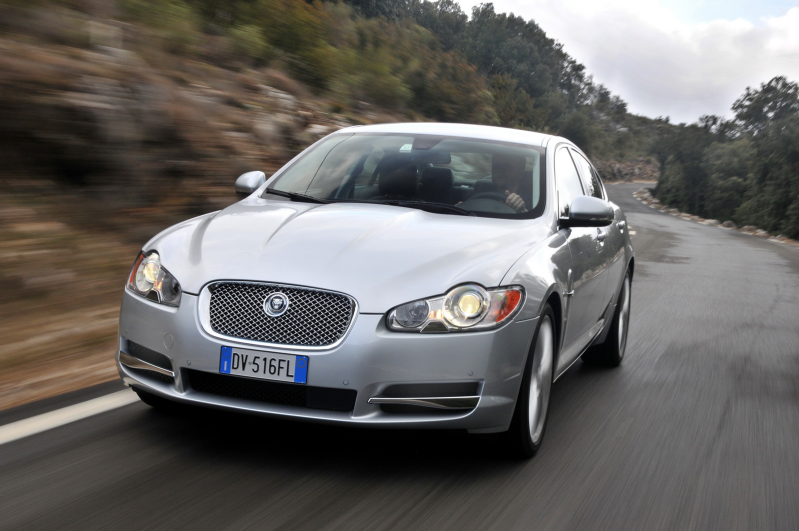 XF 3.0 D S 275hp XF 3.0 D S 275hp