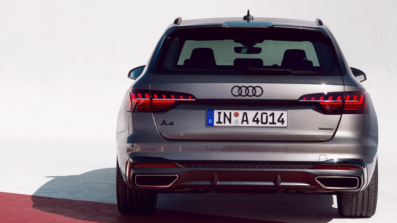 A4 AVANT 40 TDI quattro S tronic A4 AVANT 40 TDI quattro S tronic