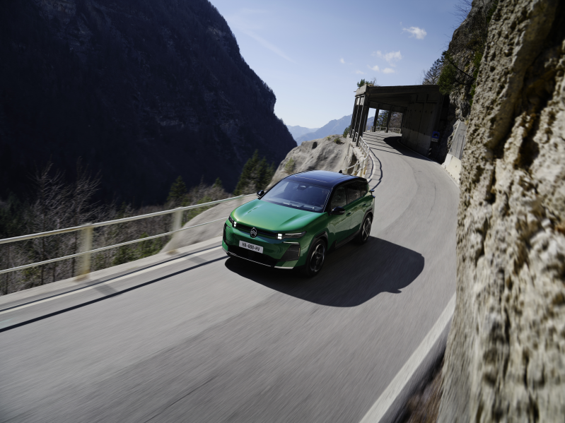 C5 AIRCROSS 1.2 Hybrid 145 e-DCS6 MAX C5 AIRCROSS 1.2 Hybrid 145 e-DCS6 MAX