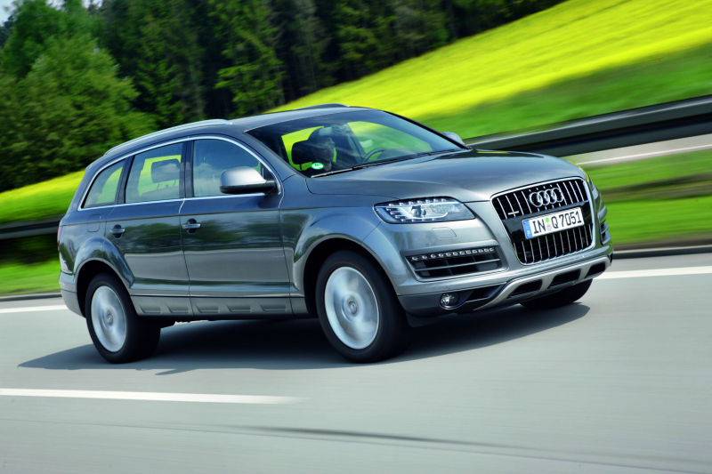 Q7 3.0 TFSI 333hp quattro tiptronic Q7 3.0 TFSI 333hp quattro tiptronic