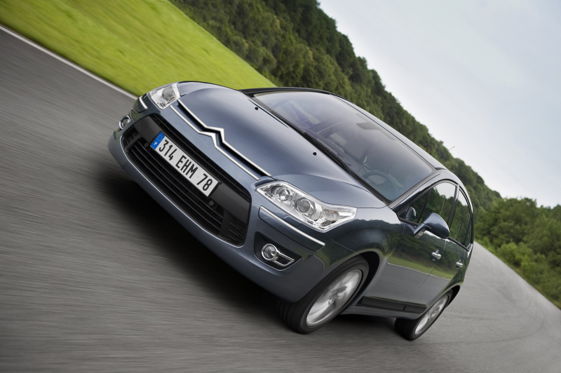 C4 HATCHBACK 1.6 Hdi 110 VTRS C4 HATCHBACK 1.6 Hdi 110 VTRS