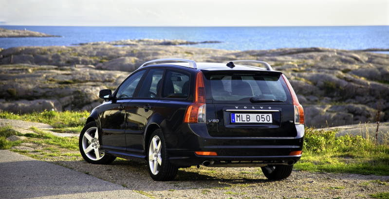 V50 1.6D2 DRIVe Kinetic V50 1.6D2 DRIVe Kinetic