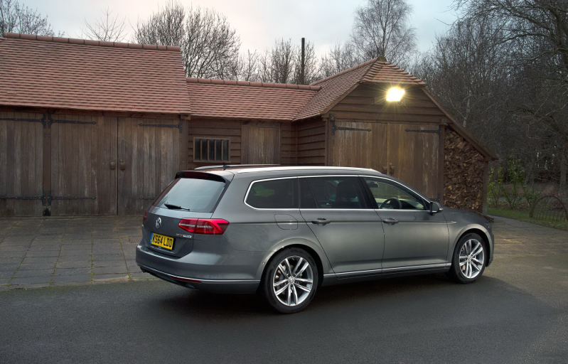 PASSAT VARIANT 2.0 TDI BMT 150PS Comfortline PASSAT VARIANT 2.0 TDI BMT 150PS Comfortline