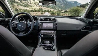 ΔΟΚΙΜΗ: Jaguar XE 2.0 D 180 PS