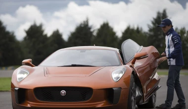 VIDEO: Ο Massa οδηγεί τη Jaguar του James Bond