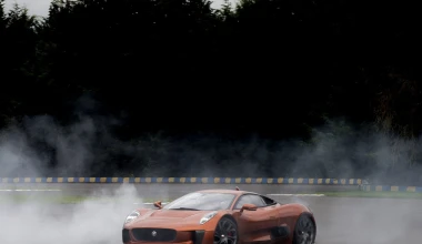 VIDEO: Ο Massa οδηγεί τη Jaguar του James Bond