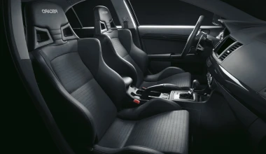 Mitsubishi Lancer Evolution ΜR SST