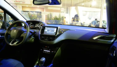 To Peugeot 208 facelift στην ΑΥΤΟΚΙΝΗΣΗ 2015