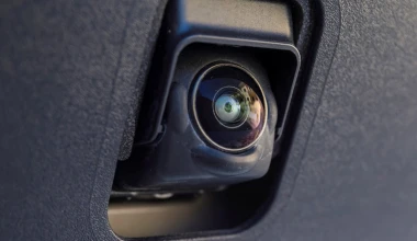 Γέμισε τον κόσμο κάμερες η Nissan (video)