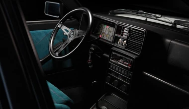 Μια συλλεκτική Lancia Delta HF Martini στο «σφυρί»