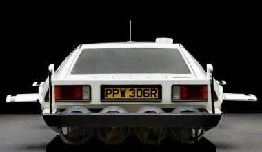 Διαθέσιμη η Lotus… υποβρύχιο του James Bond 