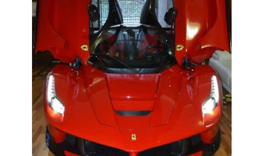 Η LaFerrari είναι για… μεγάλα σαλόνια