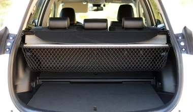 ΟΔΗΓΟΥΜΕ: Νέο Toyota RAV4 Hybrid