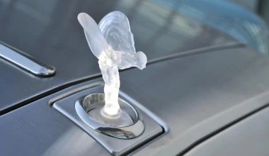 Τρία νέα αγαλματίδια για τη Rolls Royce