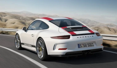Τιμή στα «όπλα» από την Porsche 911 R (video)