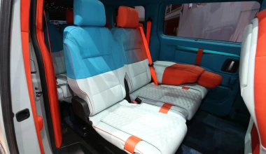 SpaceTourer Hyphen: Ένα επαγγελματικό… για το διάστημα