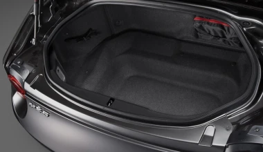 Νέο Mazda MX-5 με σκληρή οροφή (+video)