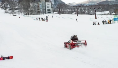 Με Ferrari F40 στα χιόνια (video)