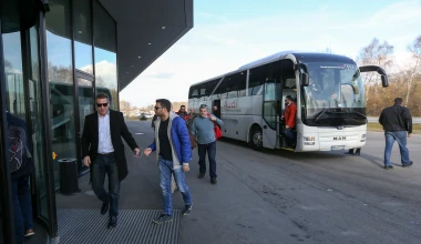 ΟΔΗΓΟΥΜΕ: Audi R8 Coupe 5.2 V10 plus