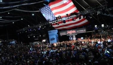 Batmobile του 1966 πουλήθηκε 3,5 εκατ. ευρώ 