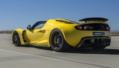 Ρεκόρ ταχύτητας με 427 km/h από τη Hennessey (video)