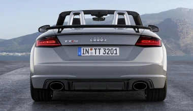 Πρεμιέρα για τα Audi TT RS των 400 PS