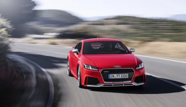 Πρεμιέρα  για τα Audi TT RS των 400 PS