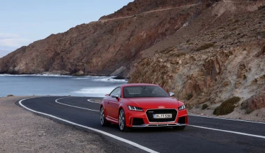 Πρεμιέρα  για τα Audi TT RS των 400 PS