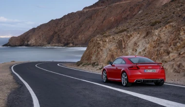 Πρεμιέρα για τα Audi TT RS των 400 PS