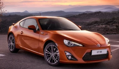 10+1 αυτοκίνητα για να μάθεις σπορ οδήγηση!