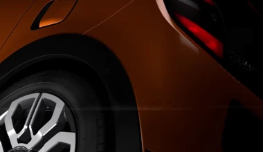 Teaser του νέου Renault Twingo GT