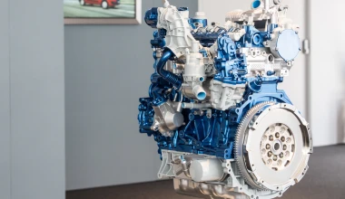 ΠΡΩΤΗ ΟΔΗΓΗΣΗ: Ford Transit 2.0 EcoBlue diesel