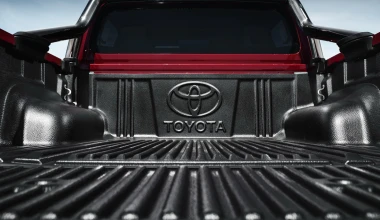 Νέο Toyota Hilux από 23.185 ευρώ