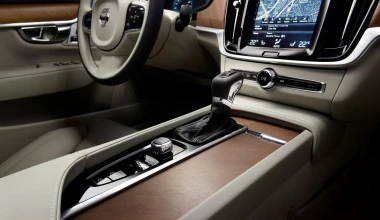 ΠΡΩΤΗ ΟΔΗΓΗΣΗ: Volvo S90 και V90