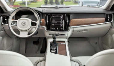 ΠΡΩΤΗ ΟΔΗΓΗΣΗ: Volvo S90 και V90
