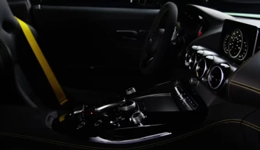 Έρχεται η Mercedes-AMG GT R με 585 ίππους